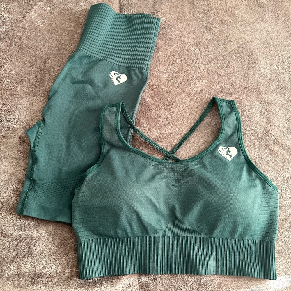 Women’s best set